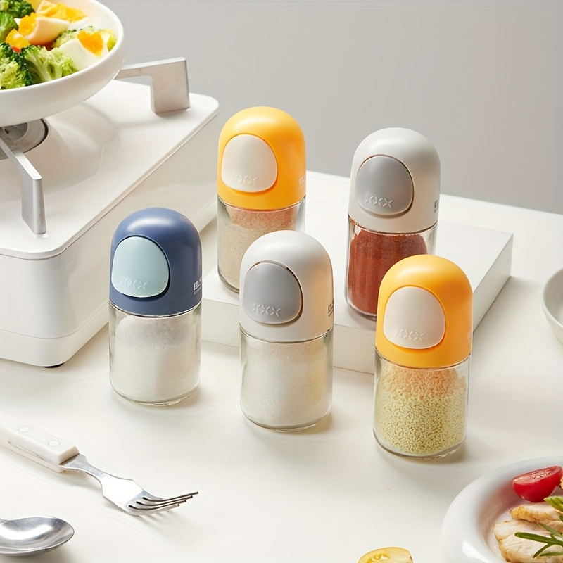 Glass condiment jars with precise measuring devices