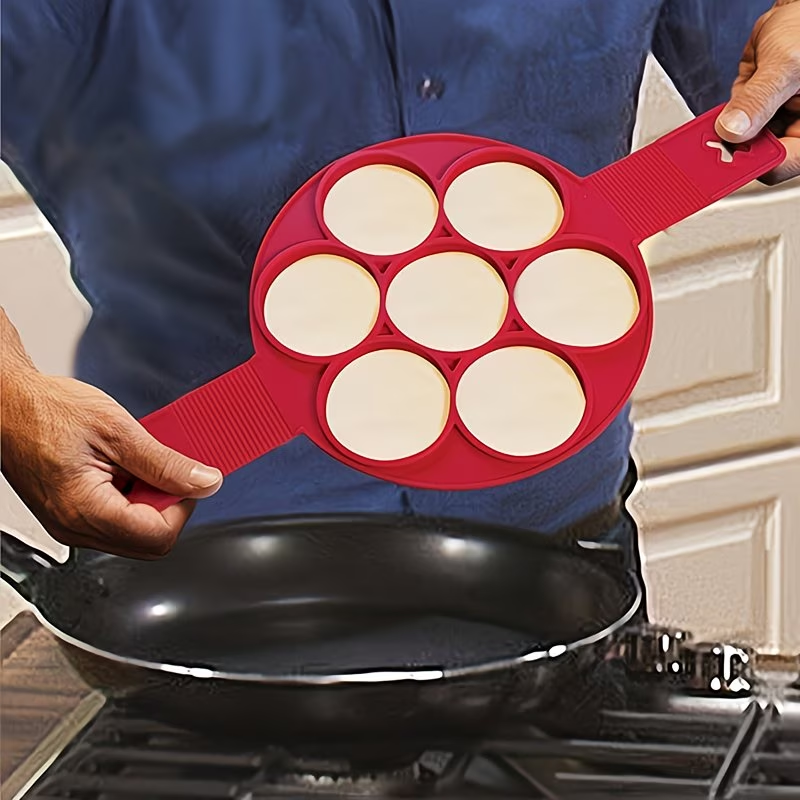 1 silicone non stick pancake and egg maker -4 cups of circular cooking tools